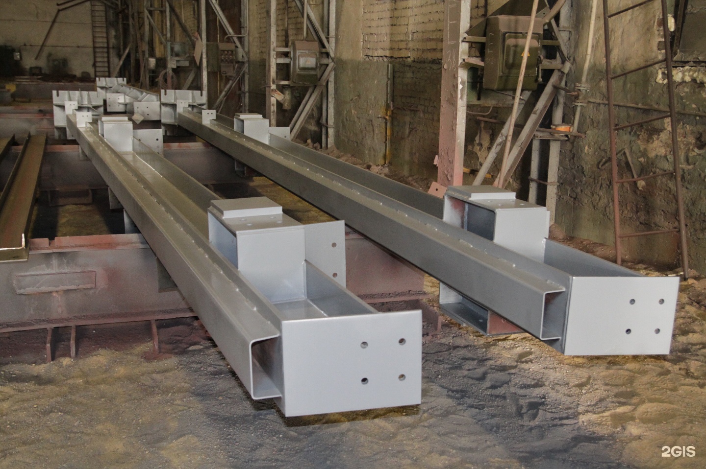 Какие отличительные признаки ригельной балки от других видов являются главными