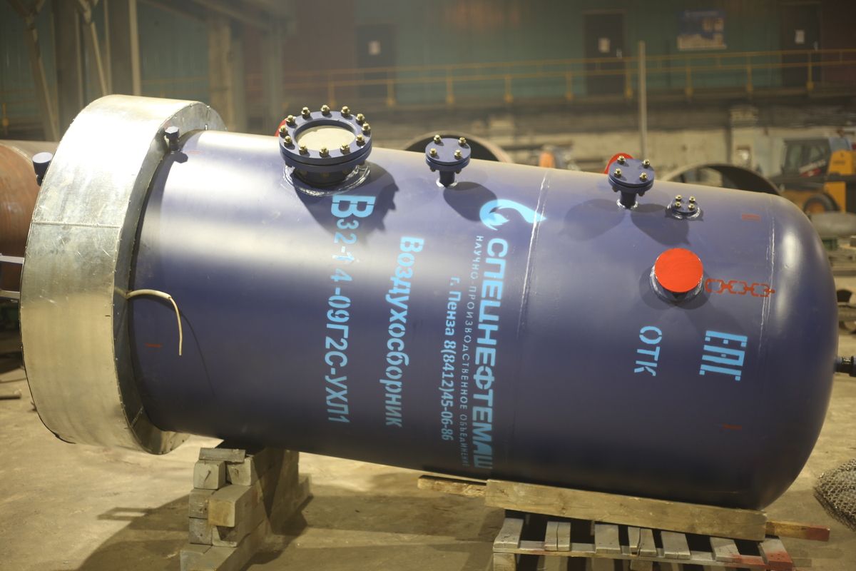 Поставка воздухосборника 3,2м3 с подогревом днища